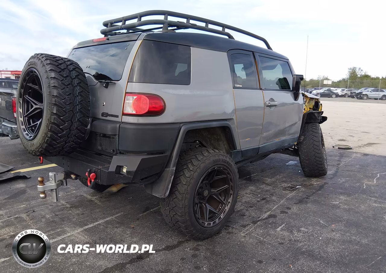 2008 Toyota Fj Cruiser VIN:JTEBU11F98K002539 - 4