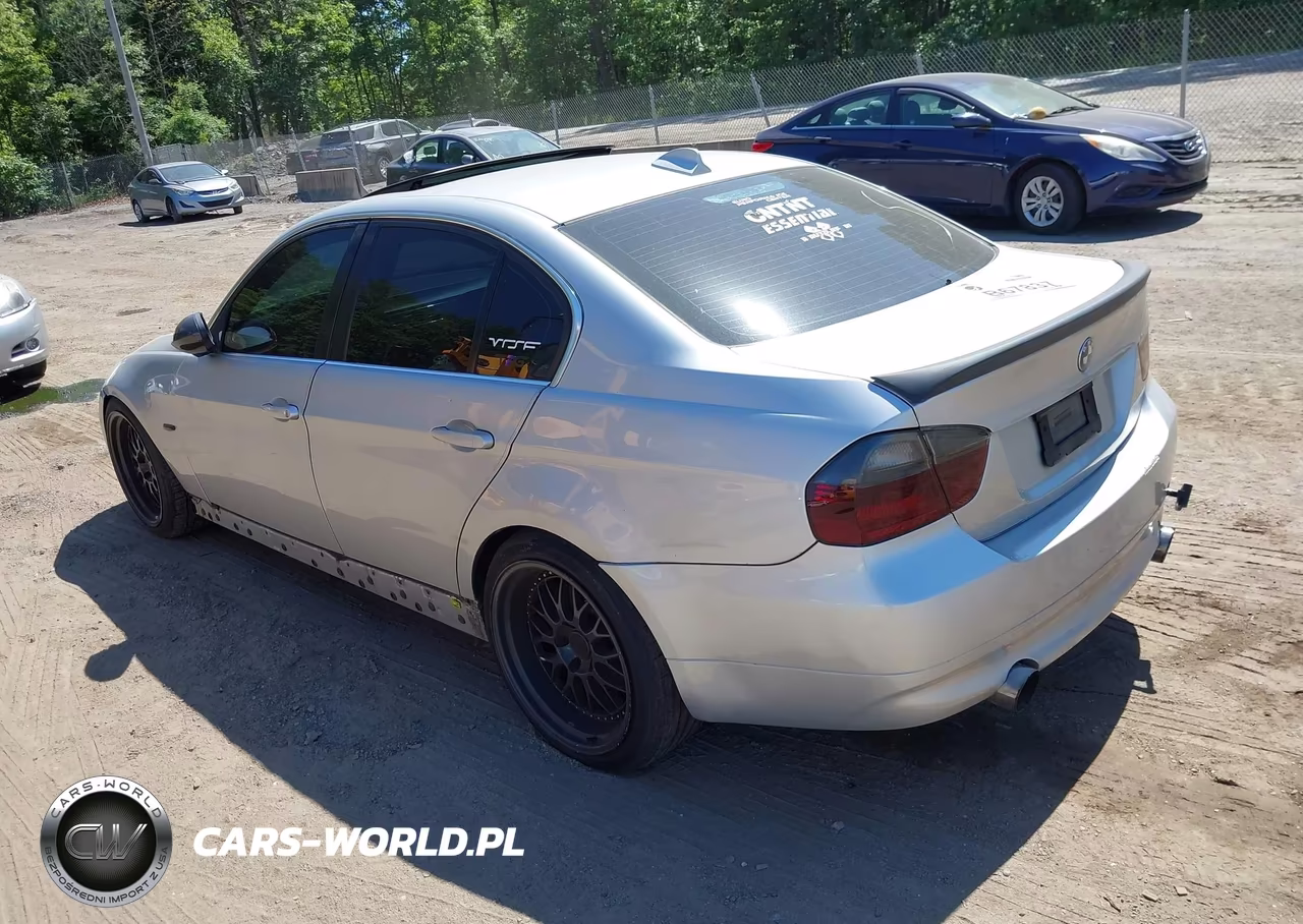 2007 BMW 335I VIN:WBAVB73527P100468 - 3