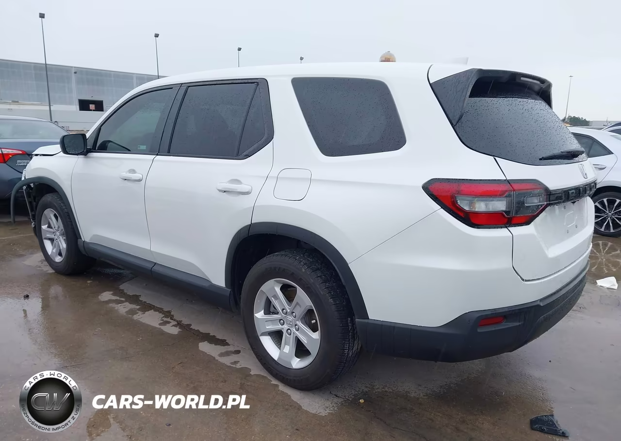 2023 Honda Pilot 2Wd Lx VIN:5FNYG2H27PB007796 - 3