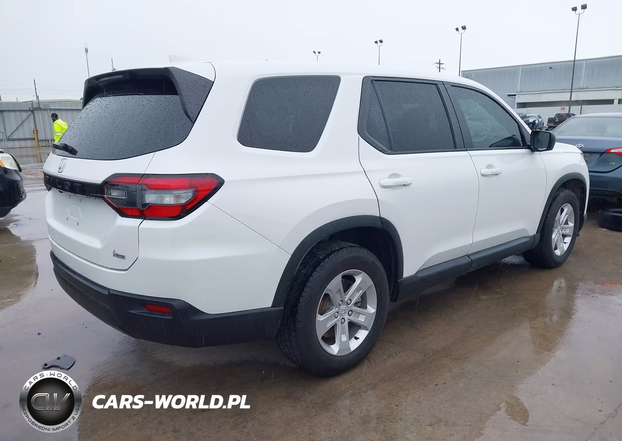 2023 Honda Pilot 2Wd Lx VIN:5FNYG2H27PB007796 - 4
