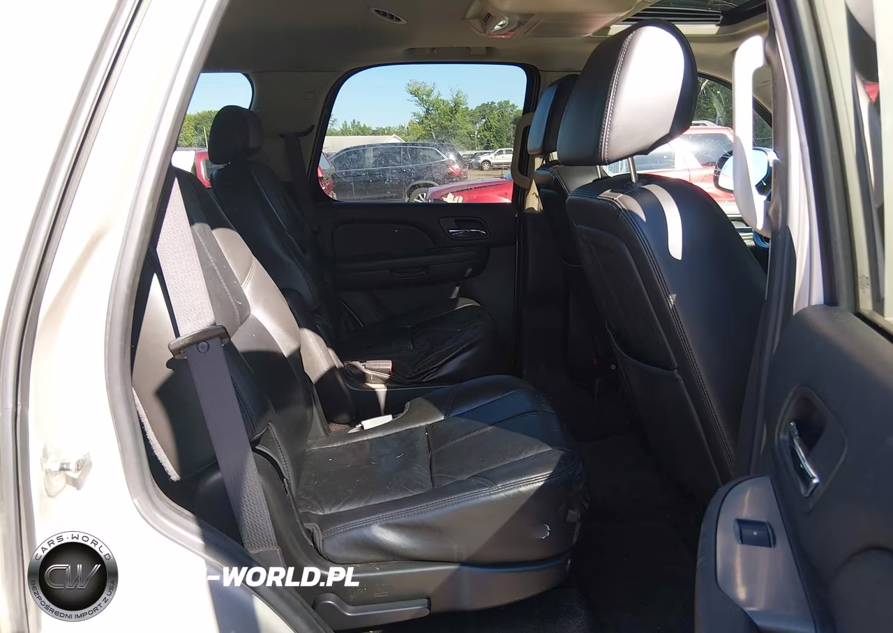 2008 Chevrolet Tahoe Lt VIN:1GNFK13068R234907 - 8