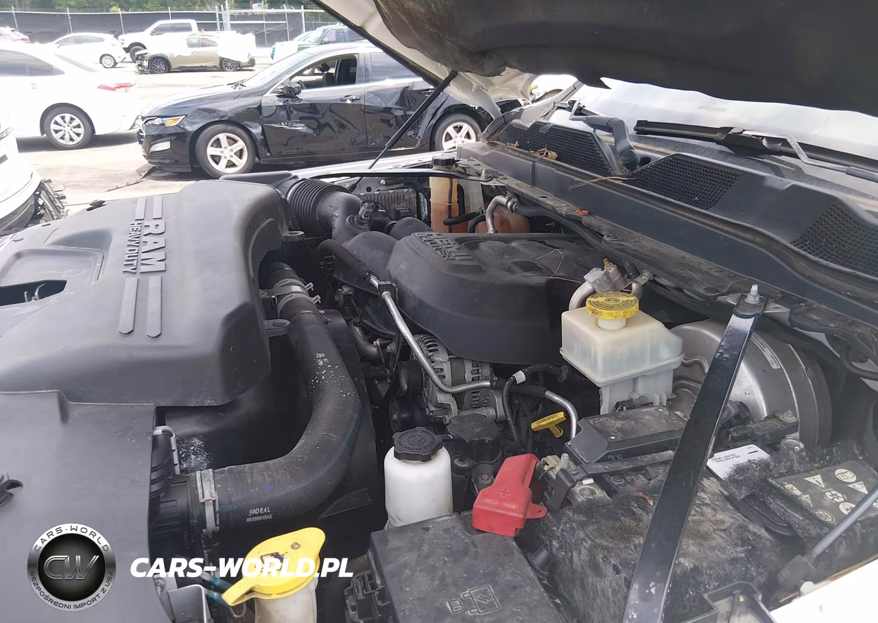 2019 Ram 2500 Tradesman 4X2 8' Box VIN:3C6UR4HJ3KG666254 - 10