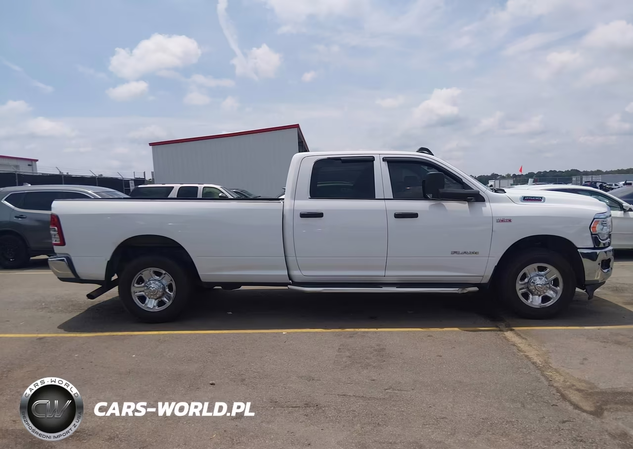 2019 Ram 2500 Tradesman 4X2 8' Box VIN:3C6UR4HJ3KG666254 - 13