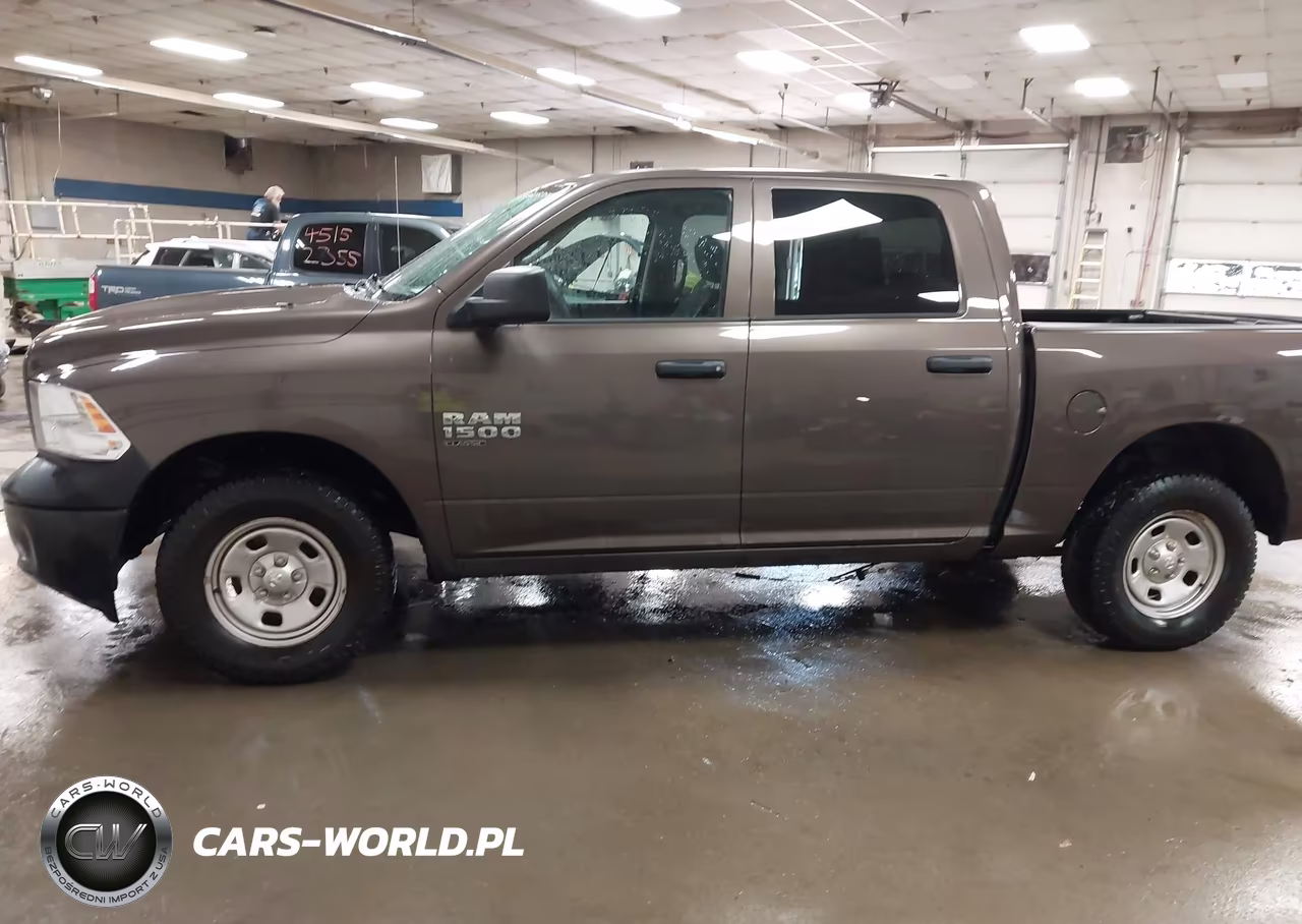 2021 Ram 1500 Classic Tradesman 4X4 5'7 Box VIN:1C6RR7KG4MS573663 - 2