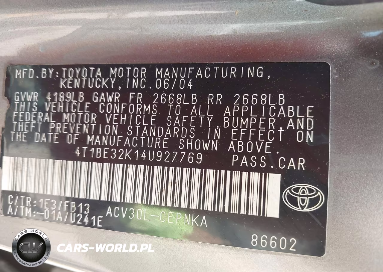 2004 Toyota Camry Le VIN:4T1BE32K14U927769 - 9