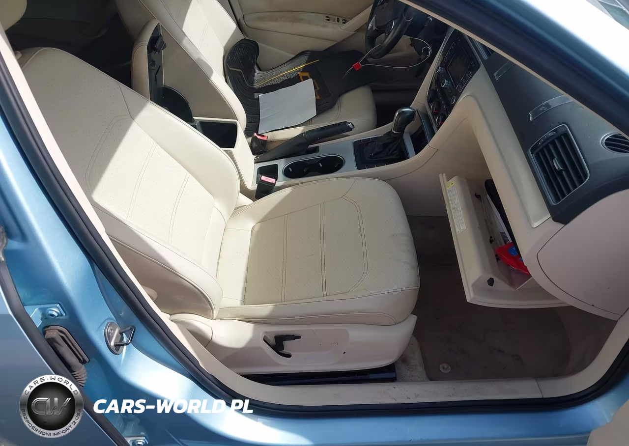 2013 Volkswagen Passat 2.5L Se VIN:1VWBH7A32DC079031 - 5
