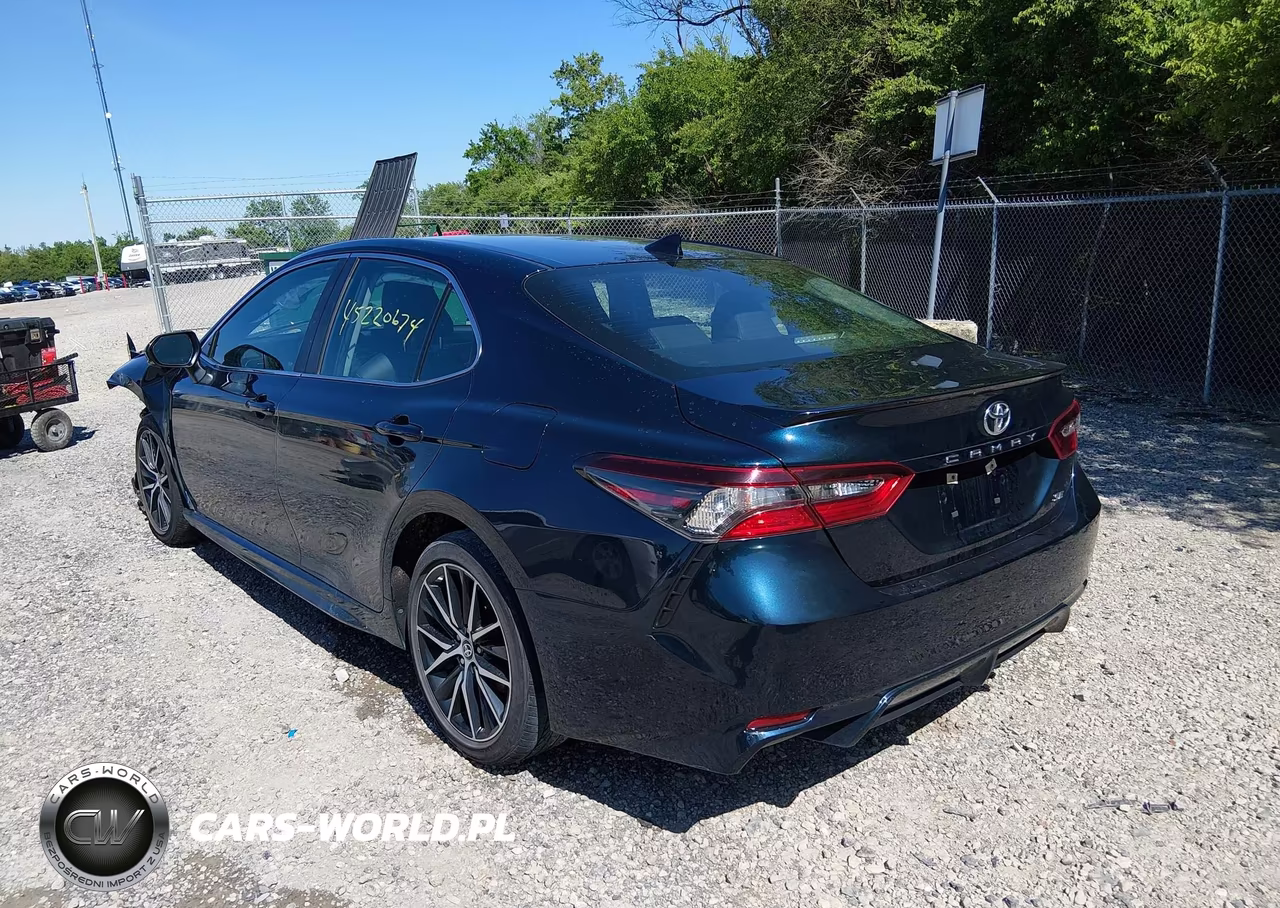 2021 Toyota Camry Se VIN:4T1G11AK2MU531812 - 3