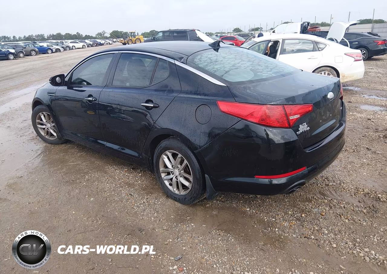 2013 Kia Optima Lx VIN:5XXGM4A70DG134243 - 3
