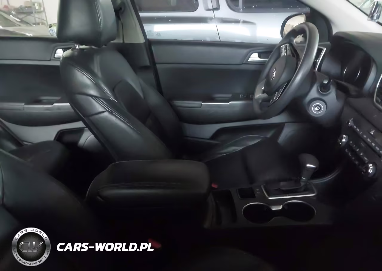 2020 Kia Sportage Lx VIN:KNDPM3AC2L7806219 - 5