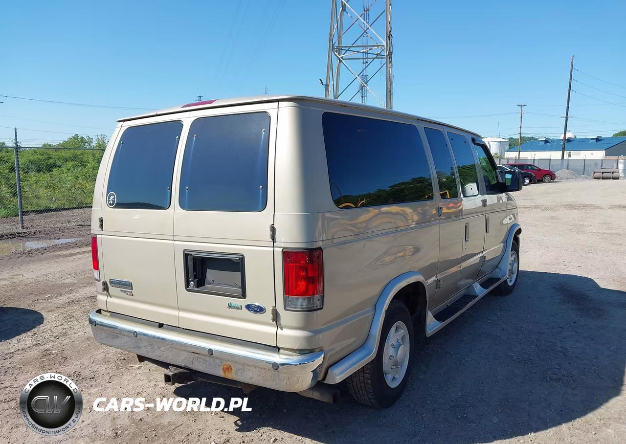 2009 Ford E-350 Super Duty Xl-Xlt VIN:1FBNE31L29DA68733 - 4