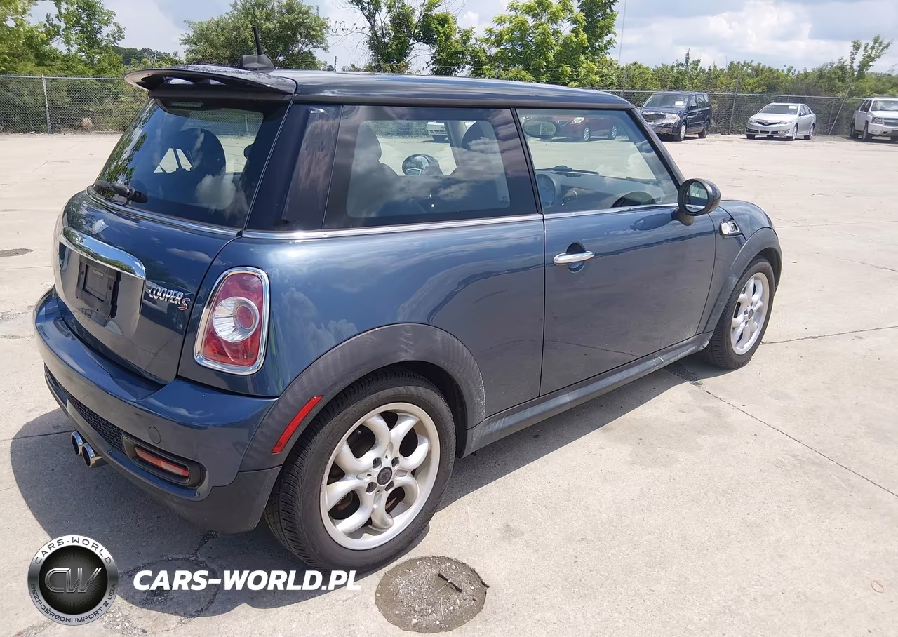 2011 Mini Cooper S VIN:WMWSV3C5XBTY21382 - 4