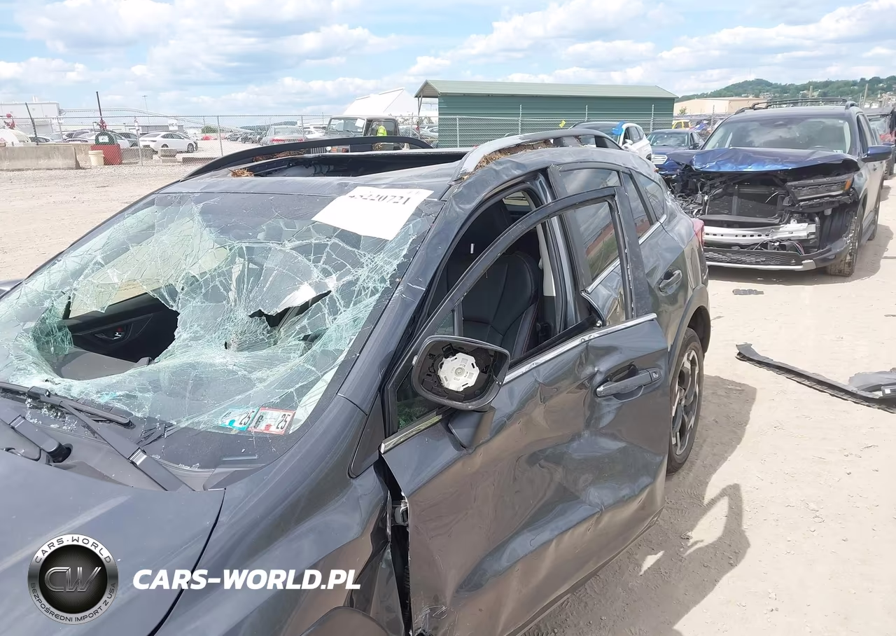 2023 Subaru Crosstrek Limited VIN:JF2GTHMC8P8331950 - 18