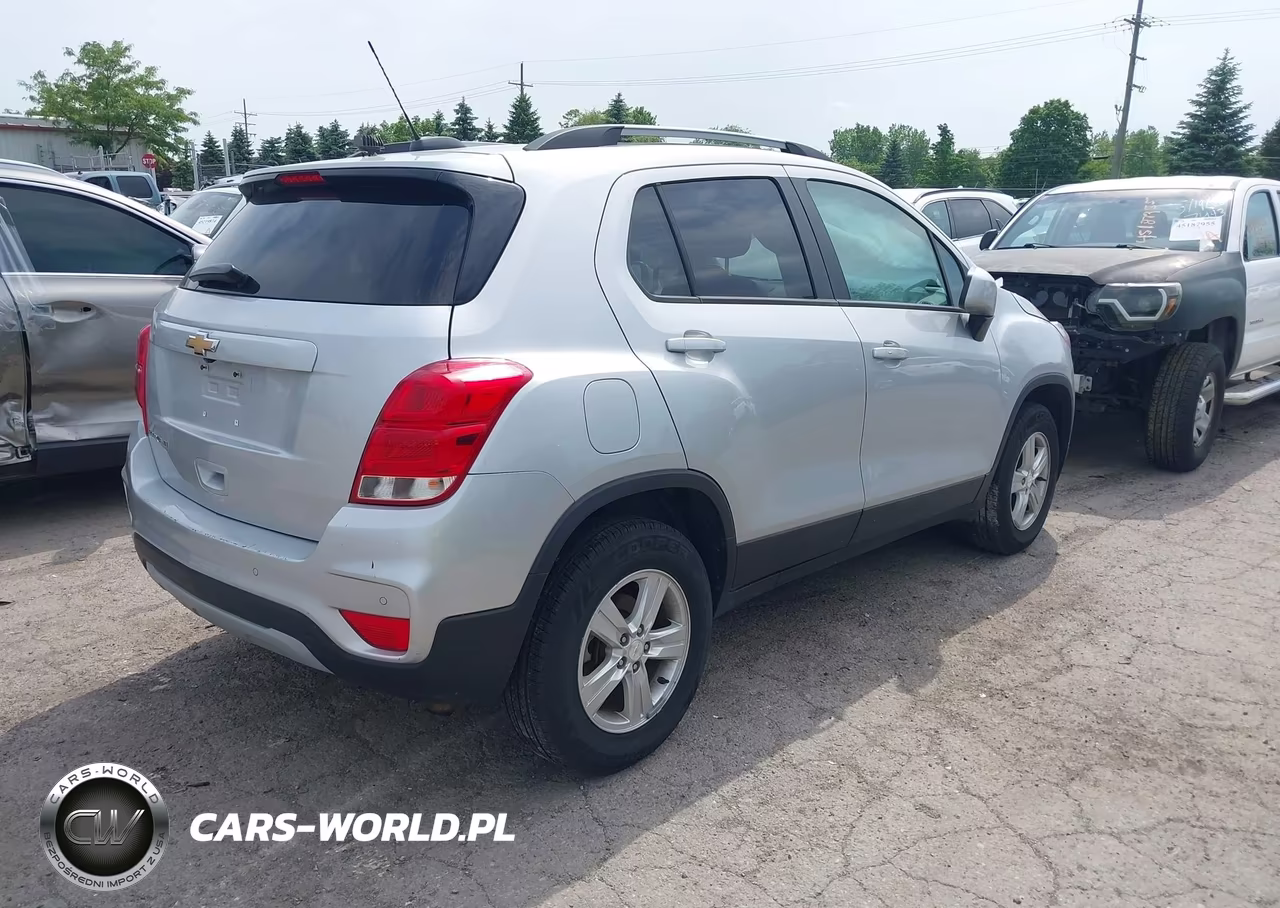 2021 Chevrolet Trax Awd Lt VIN:KL7CJPSB2MB358855 - 4