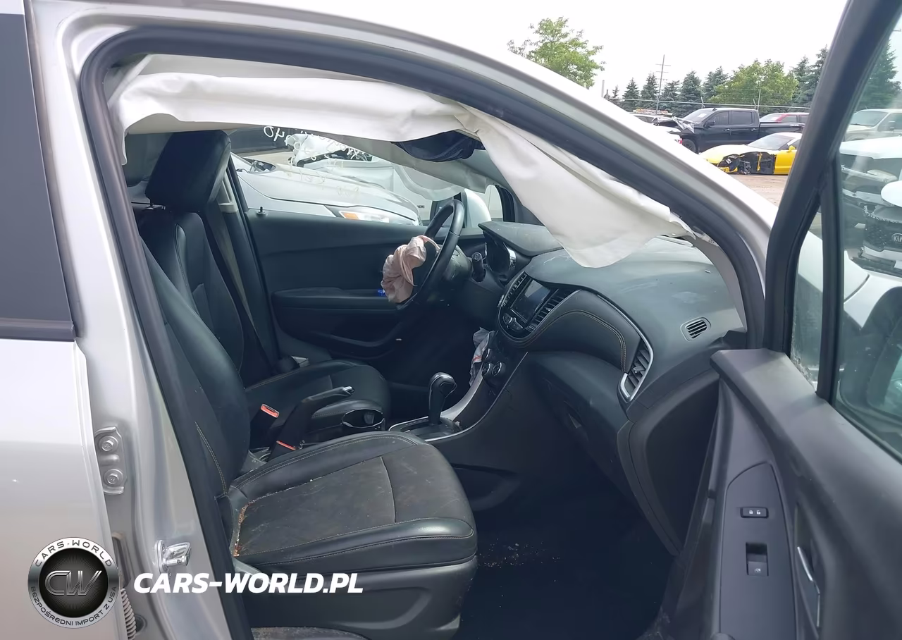 2021 Chevrolet Trax Awd Lt VIN:KL7CJPSB2MB358855 - 5