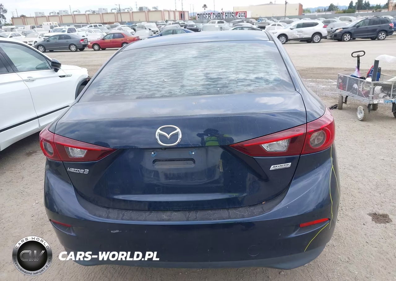 2018 Mazda Mazda3 Sport VIN:3MZBN1U75JM271686 - 17
