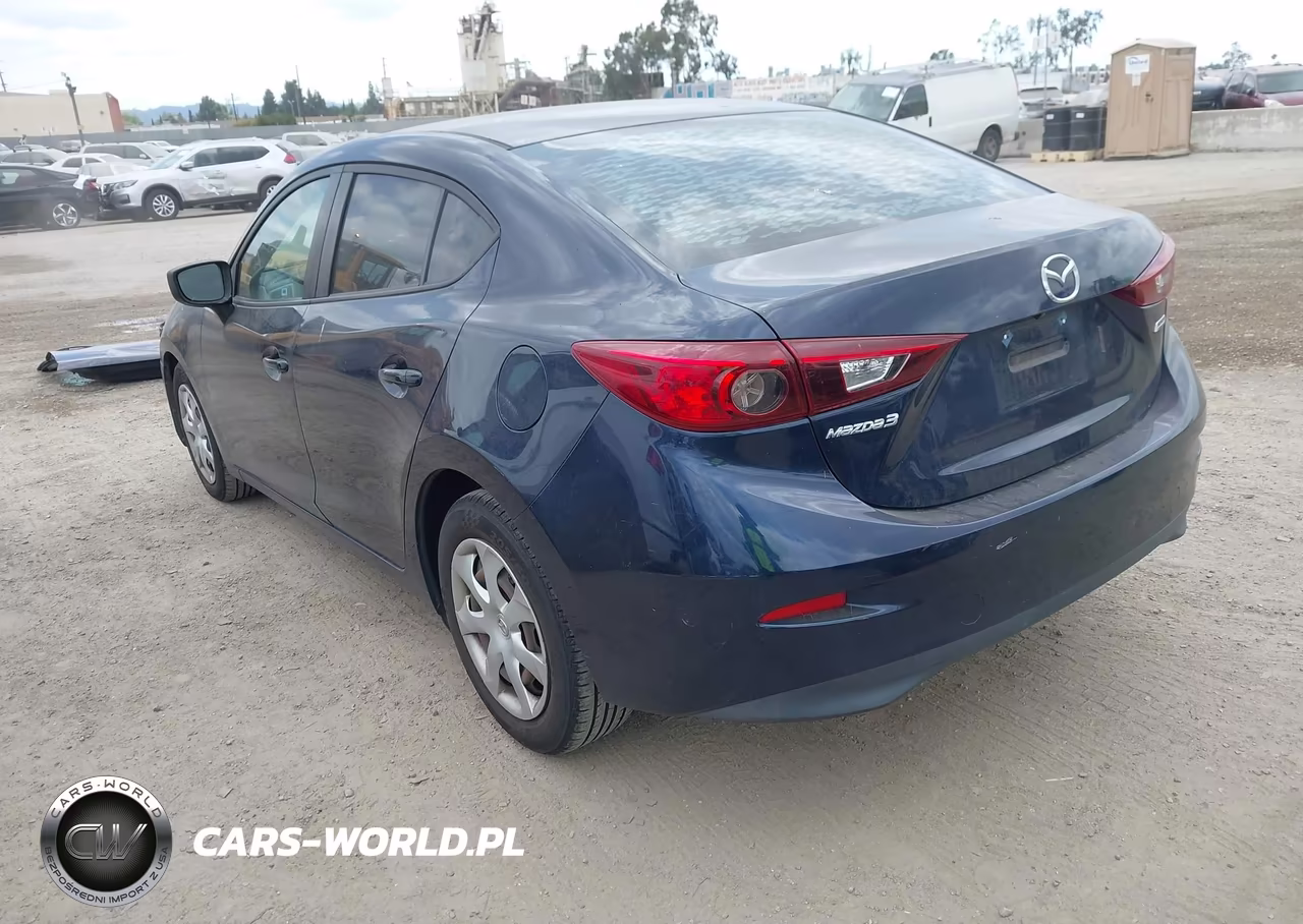 2018 Mazda Mazda3 Sport VIN:3MZBN1U75JM271686 - 3