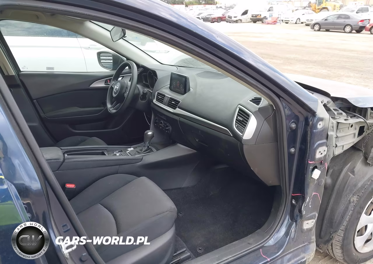 2018 Mazda Mazda3 Sport VIN:3MZBN1U75JM271686 - 5