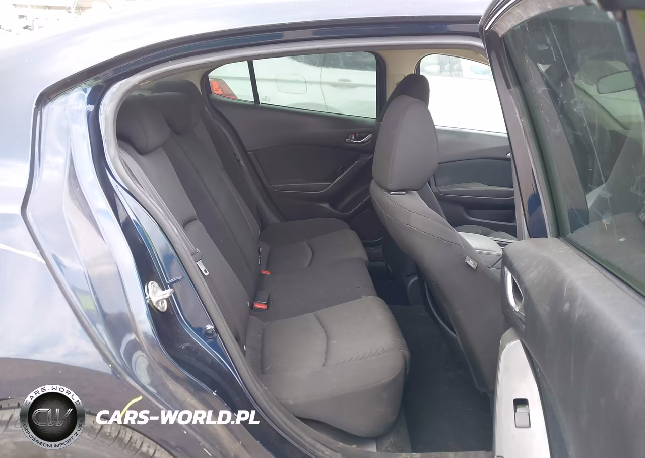 2018 Mazda Mazda3 Sport VIN:3MZBN1U75JM271686 - 8