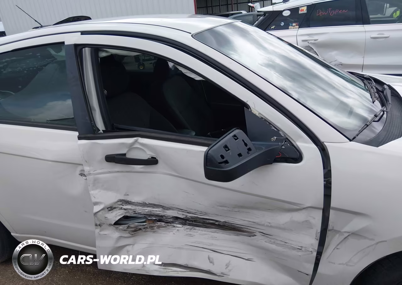 2010 Ford Focus Se VIN:1FAHP3FN3AW172238 - 6