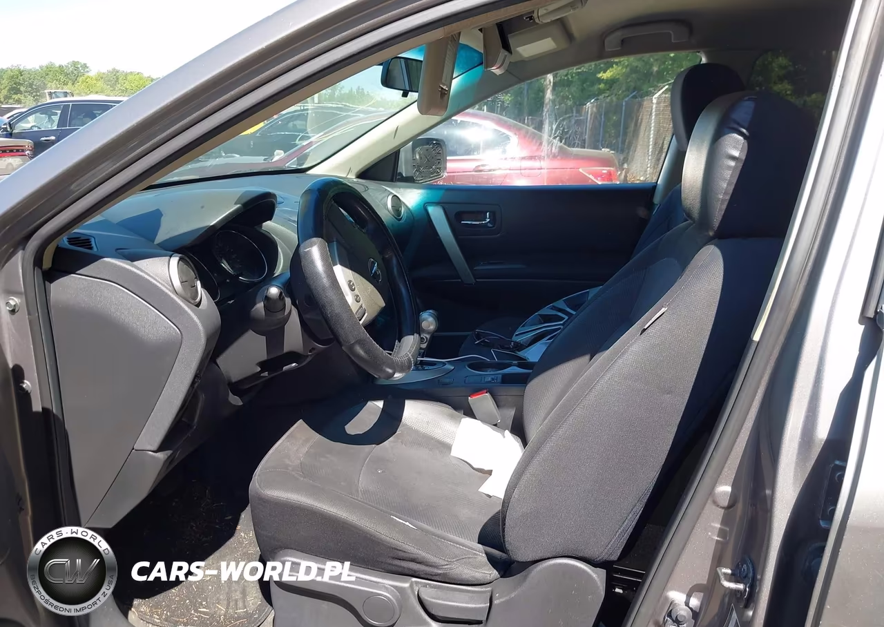 2015 Nissan Rogue Select S VIN:JN8AS5MV5FW760730 - 5