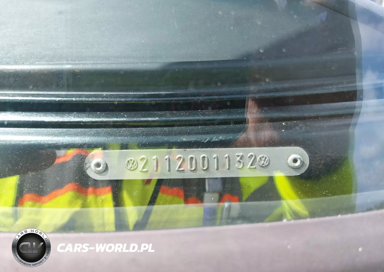 1970 Volkswagen Vanagon VIN:2112001132 - 9