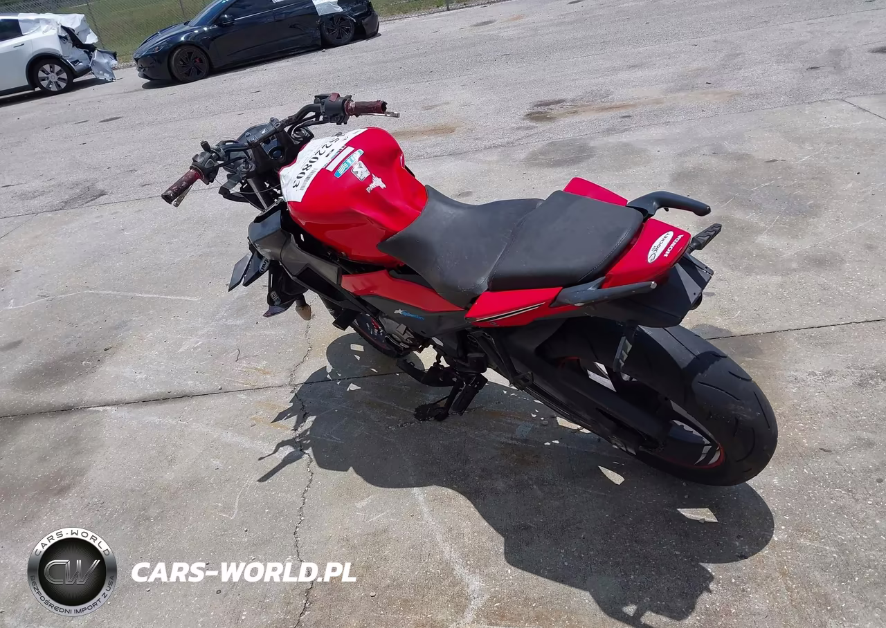 2015 Honda Cb300 F VIN:MLHNC521XF5101006 - 3