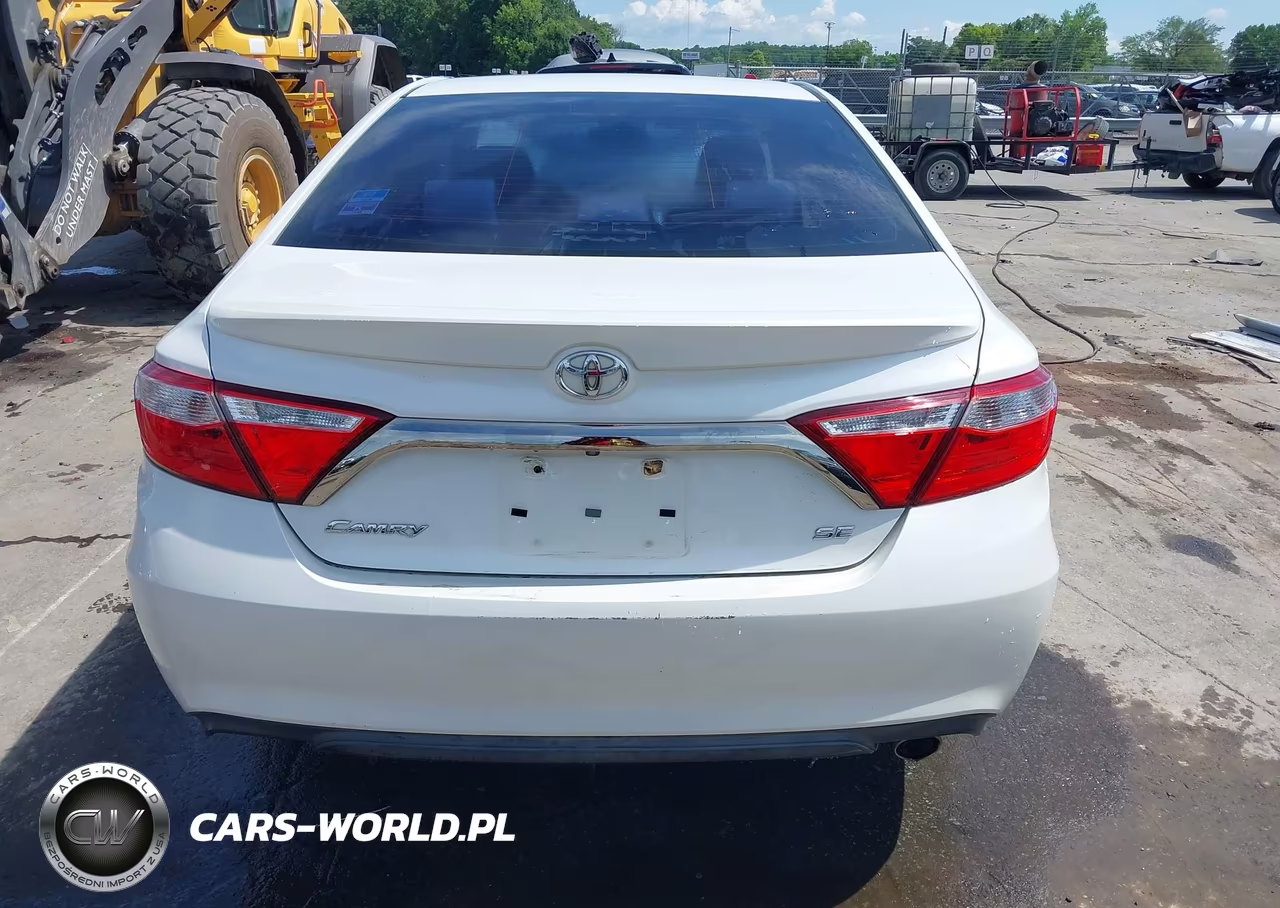 2017 Toyota Camry Se VIN:4T1BF1FK5HU327175 - 16