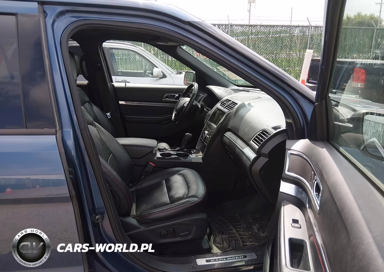 2019 Ford Explorer Sport VIN:1FM5K8GT3KGB52696 - 5