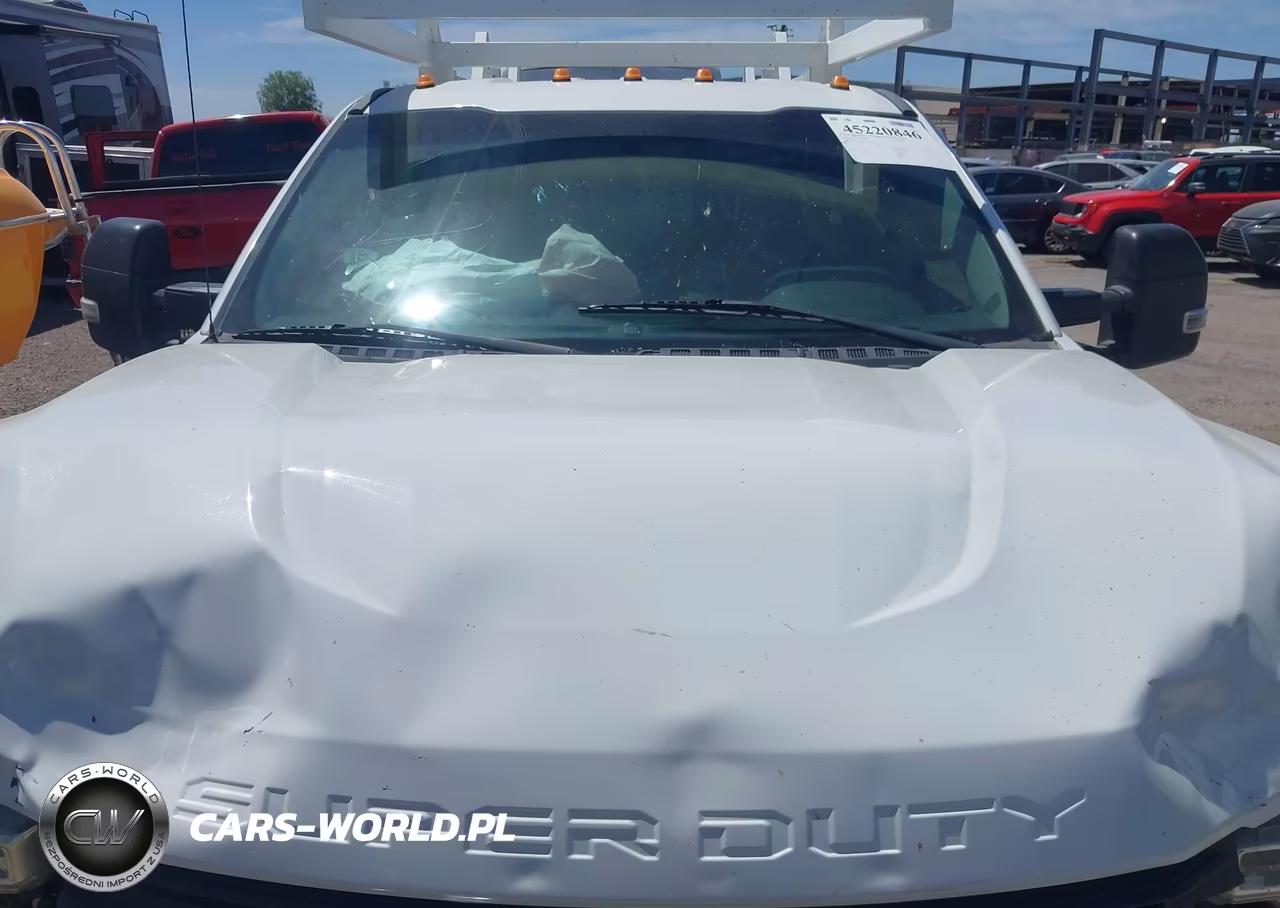 2019 Ford F-350 Chassis Xl VIN:1FDRF3E62KED04095 - 10