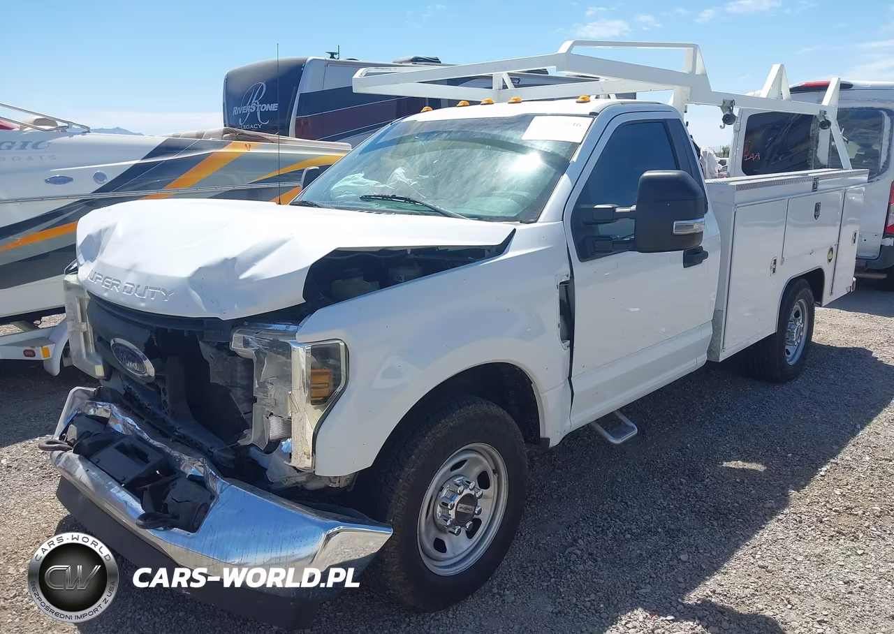 2019 Ford F-350 Chassis Xl VIN:1FDRF3E62KED04095 - 2