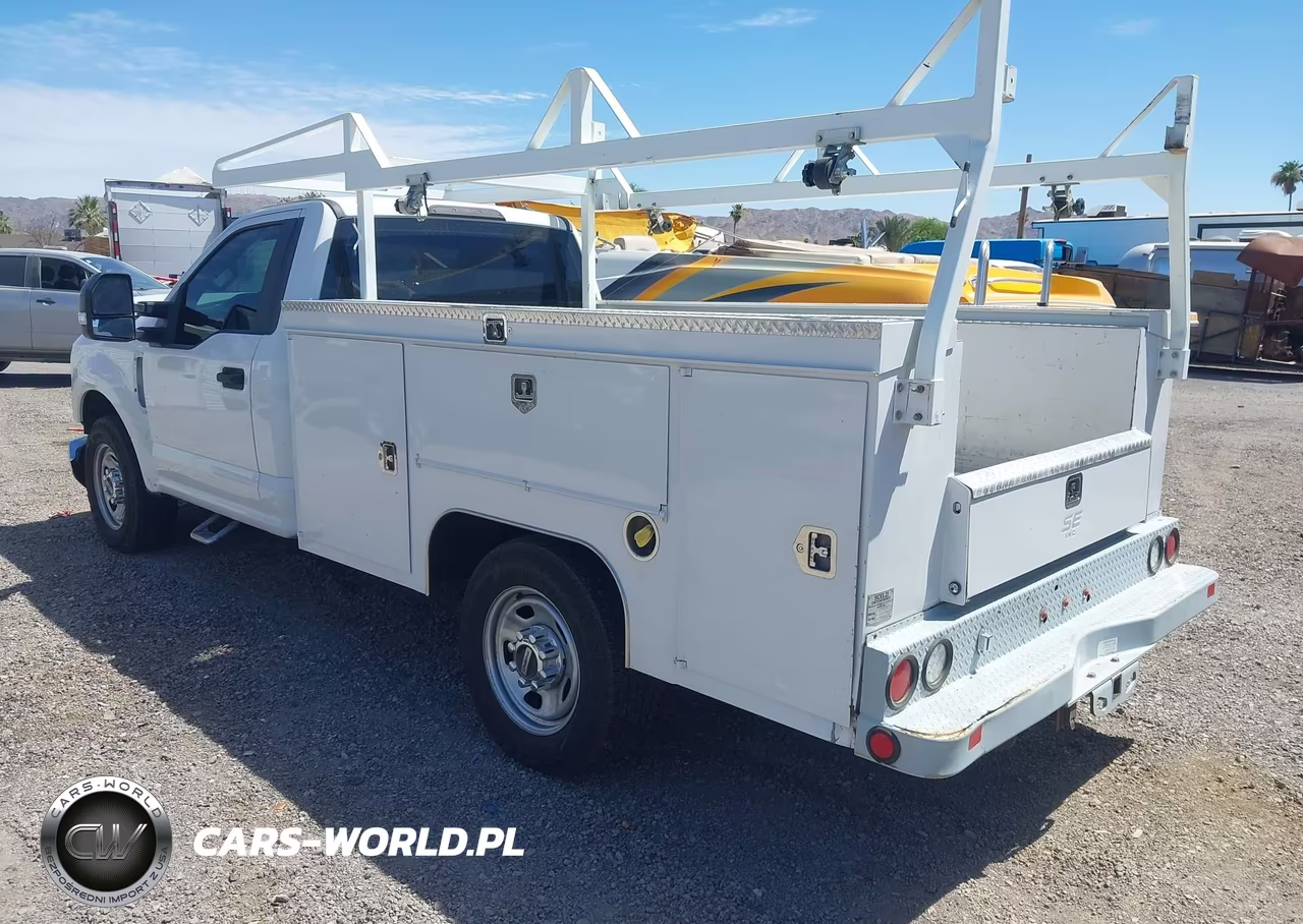 2019 Ford F-350 Chassis Xl VIN:1FDRF3E62KED04095 - 3
