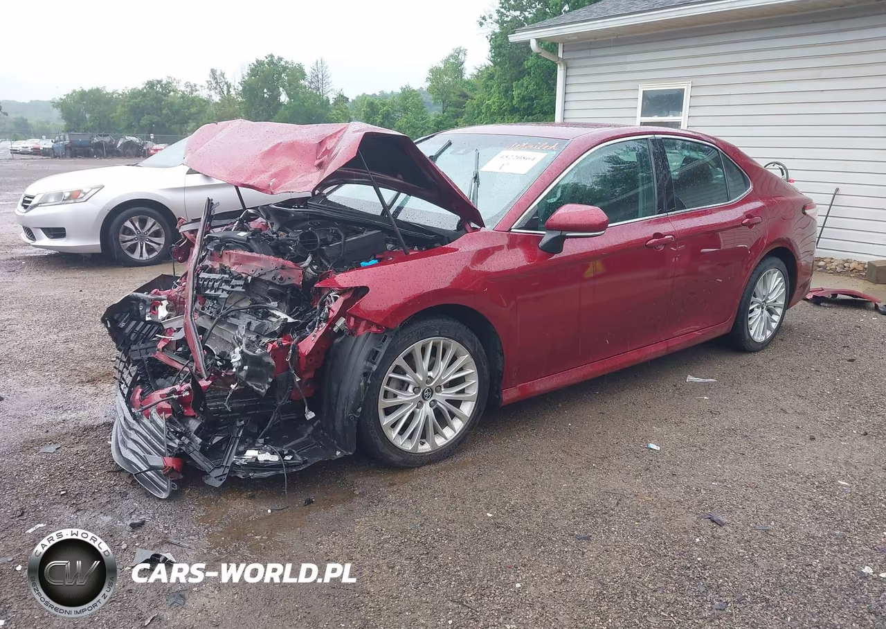 2018 Toyota Camry Xle VIN:4T1B11HK2JU620680 - 2
