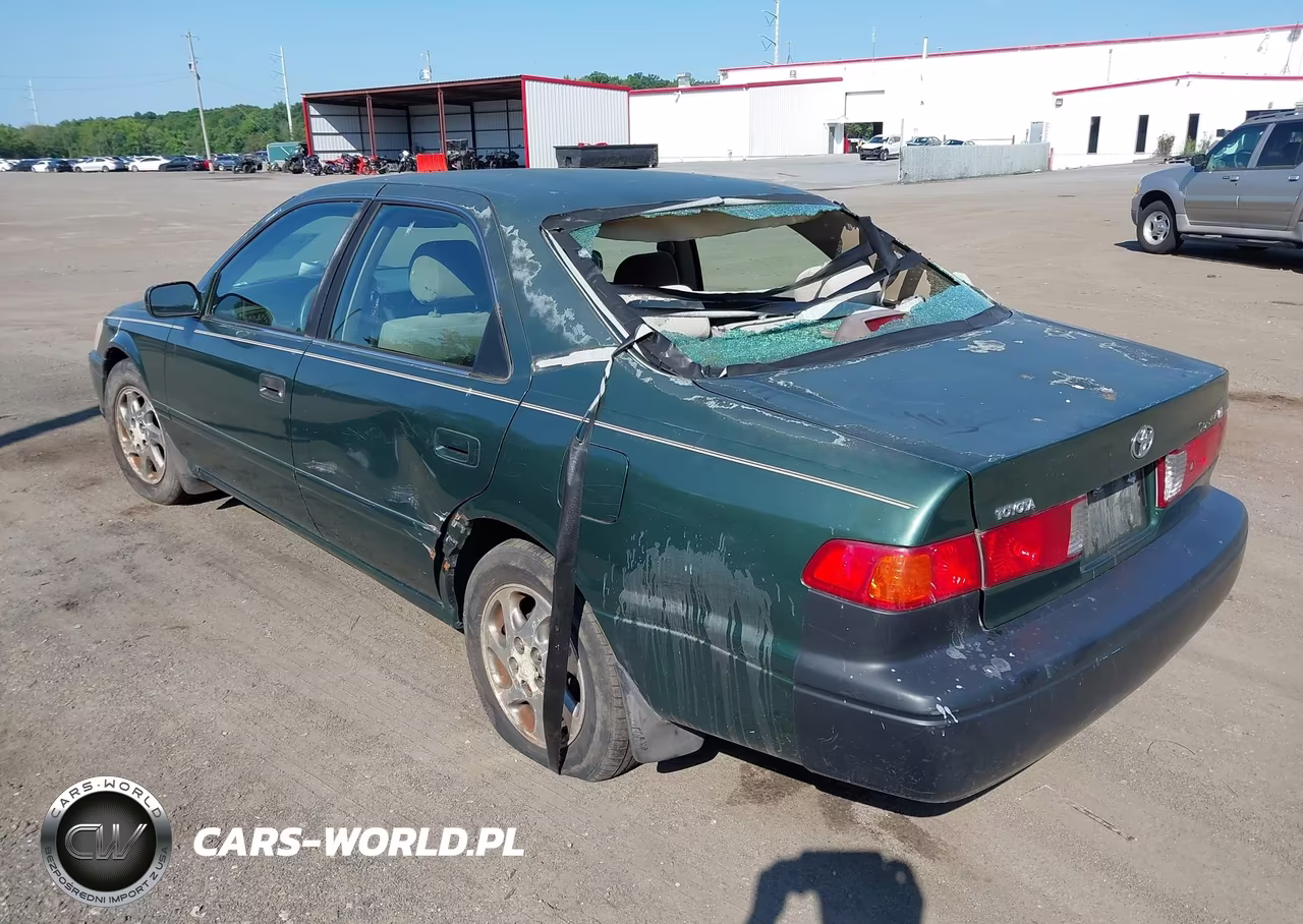 2001 Toyota Camry Le VIN:4T1BG22K91U090320 - 3