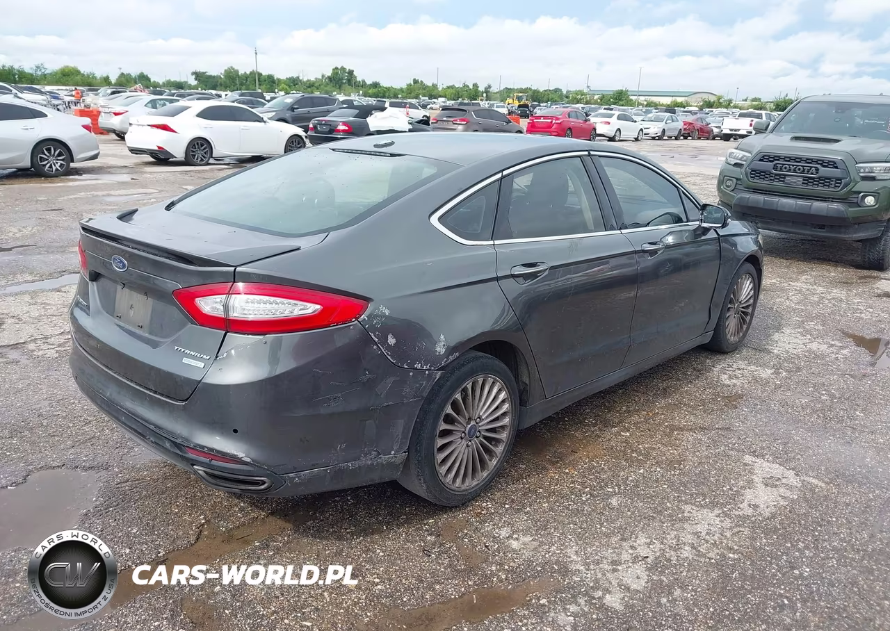 2015 Ford Fusion Titanium VIN:3FA6P0K96FR145849 - 4