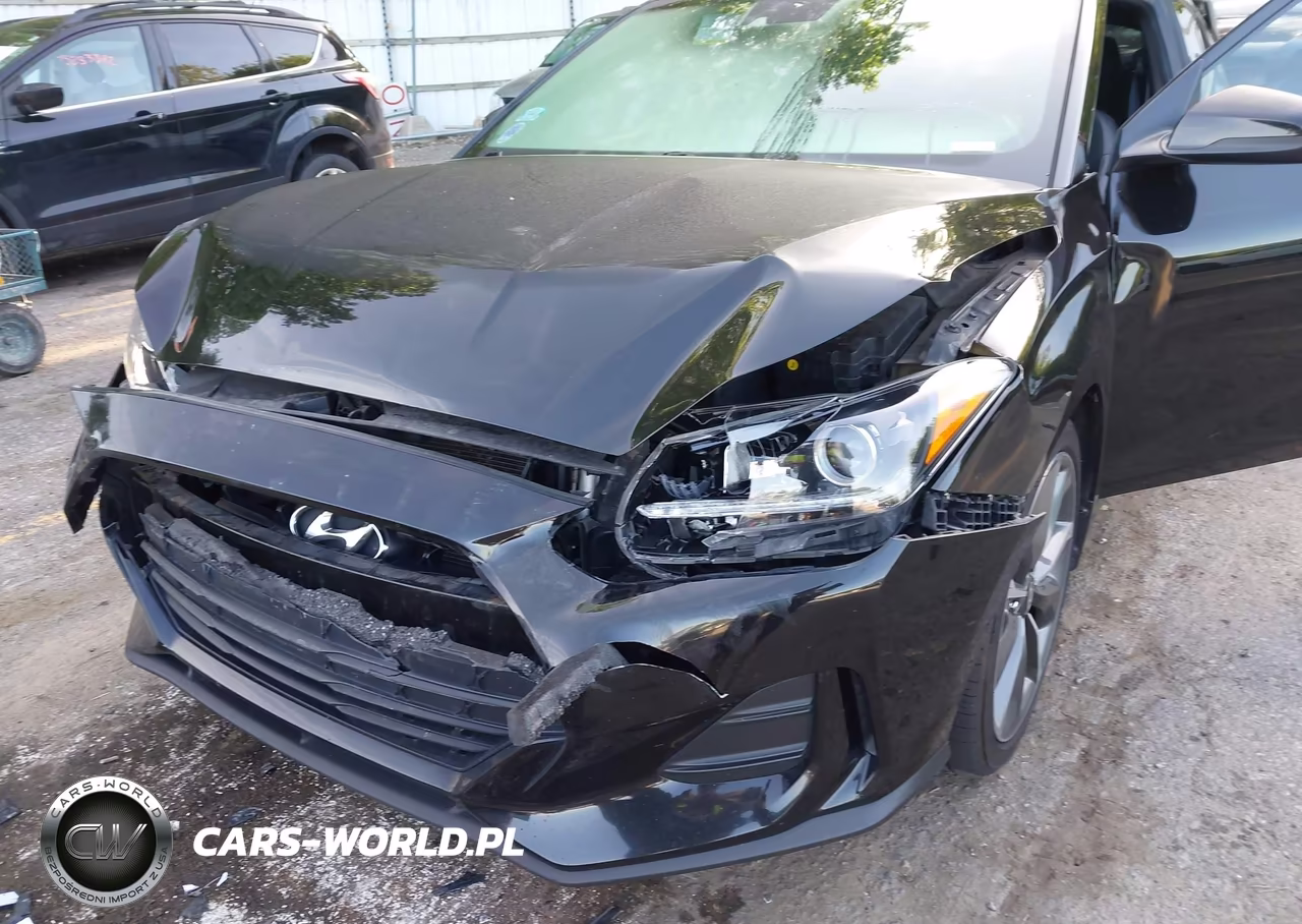 2020 Hyundai Veloster 2.0 Premium VIN:KMHTG6AF2LU028423 - 6