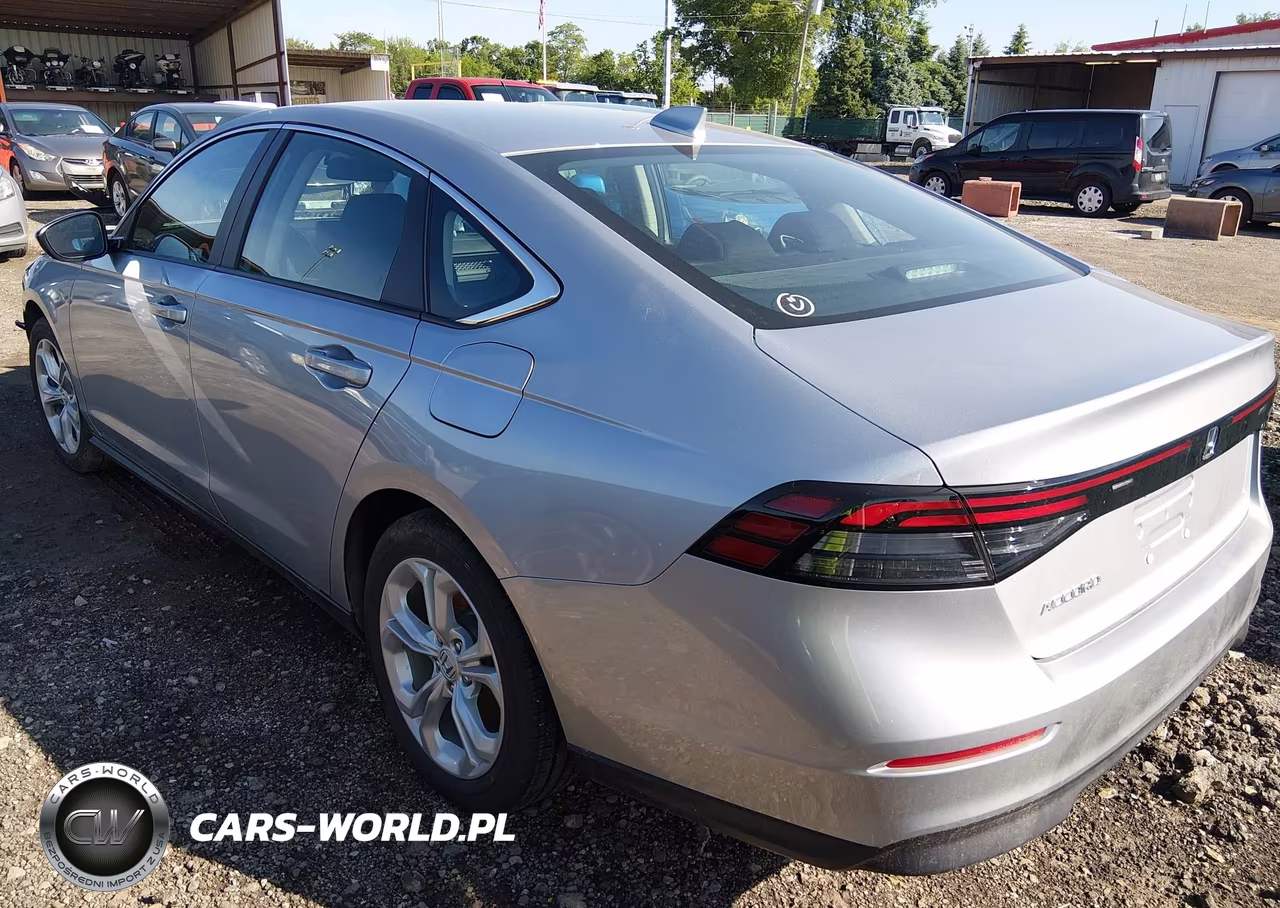 2023 Honda Accord Lx VIN:1HGCY1F28PA052986 - 3