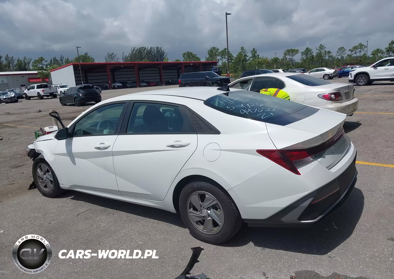 2025 Hyundai Elantra Se VIN:KMHLL4DG6SU947022 - 3