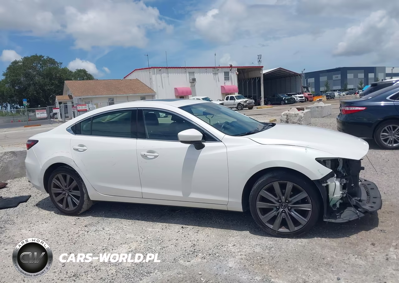 2018 Mazda Mazda6 Touring VIN:JM1GL1VM2J1334999 - 14