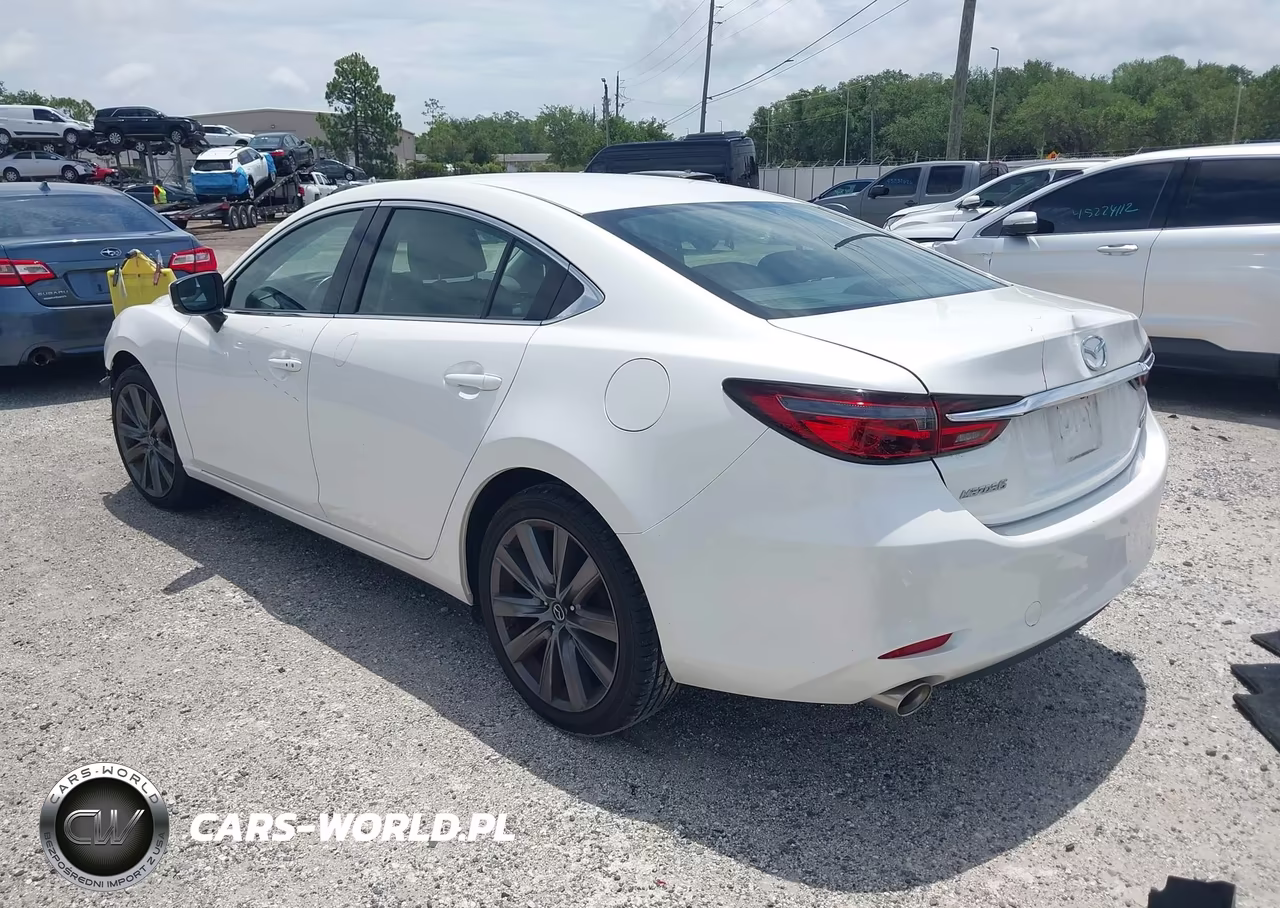 2018 Mazda Mazda6 Touring VIN:JM1GL1VM2J1334999 - 3