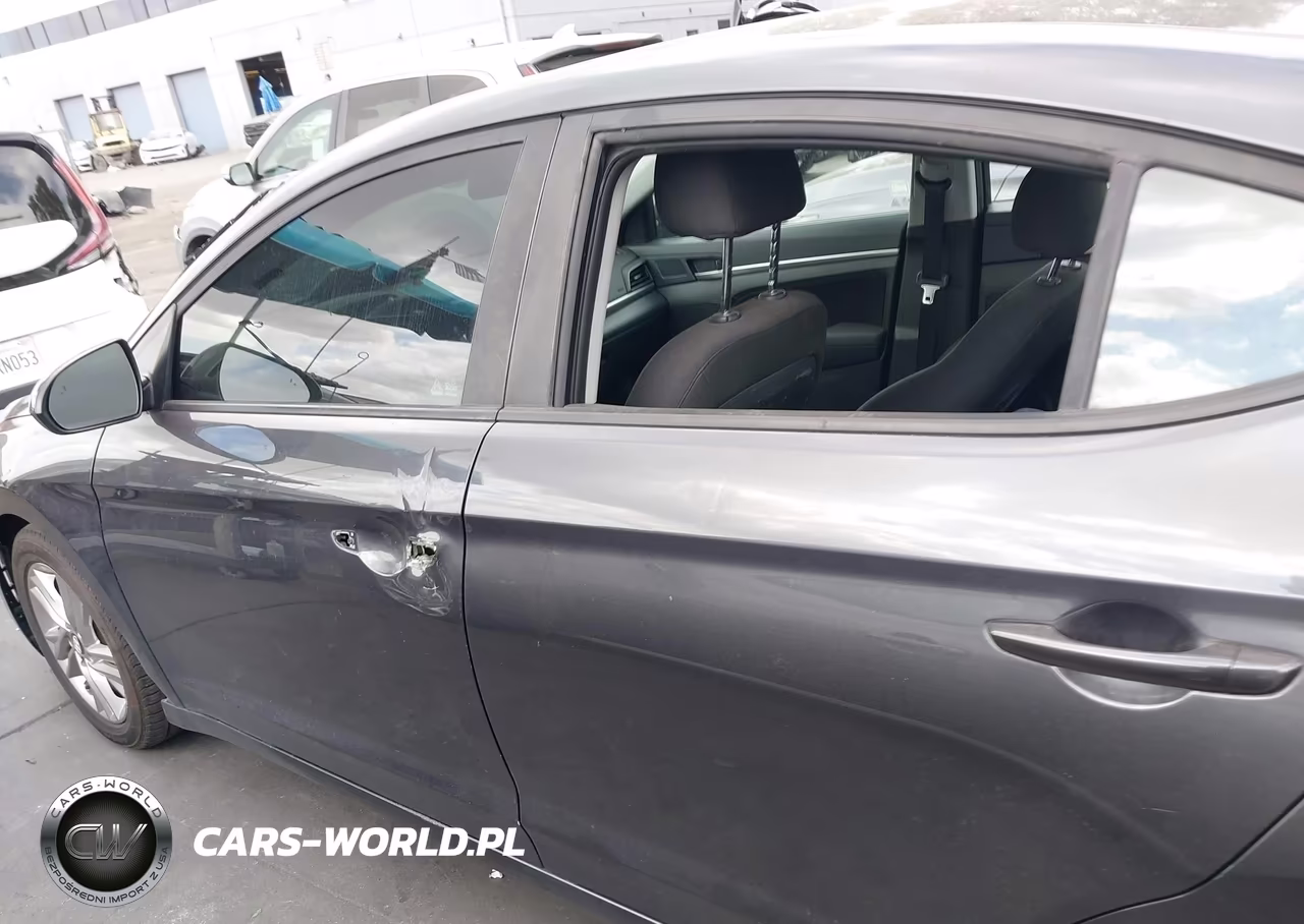 2020 Hyundai Elantra Sel VIN:5NPD84LF9LH569521 - 14