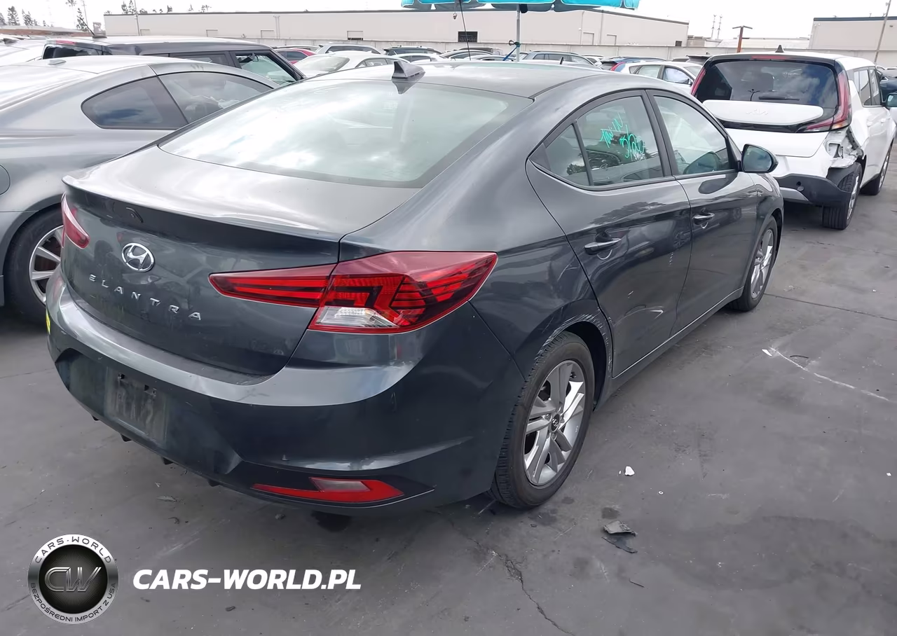 2020 Hyundai Elantra Sel VIN:5NPD84LF9LH569521 - 4