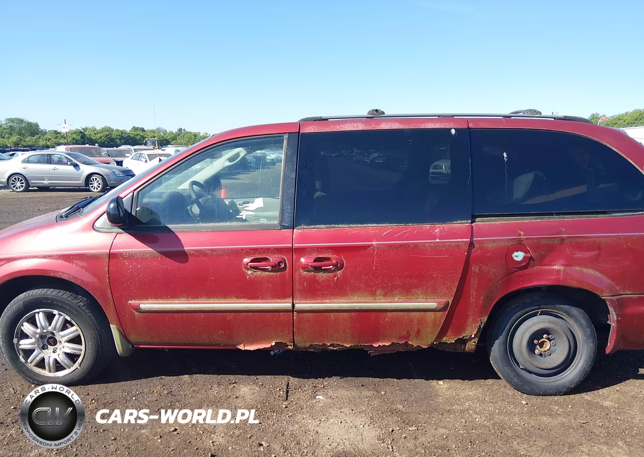 2007 Chrysler Town & Country Touring VIN:2A4GP54LX7R262226 - 13