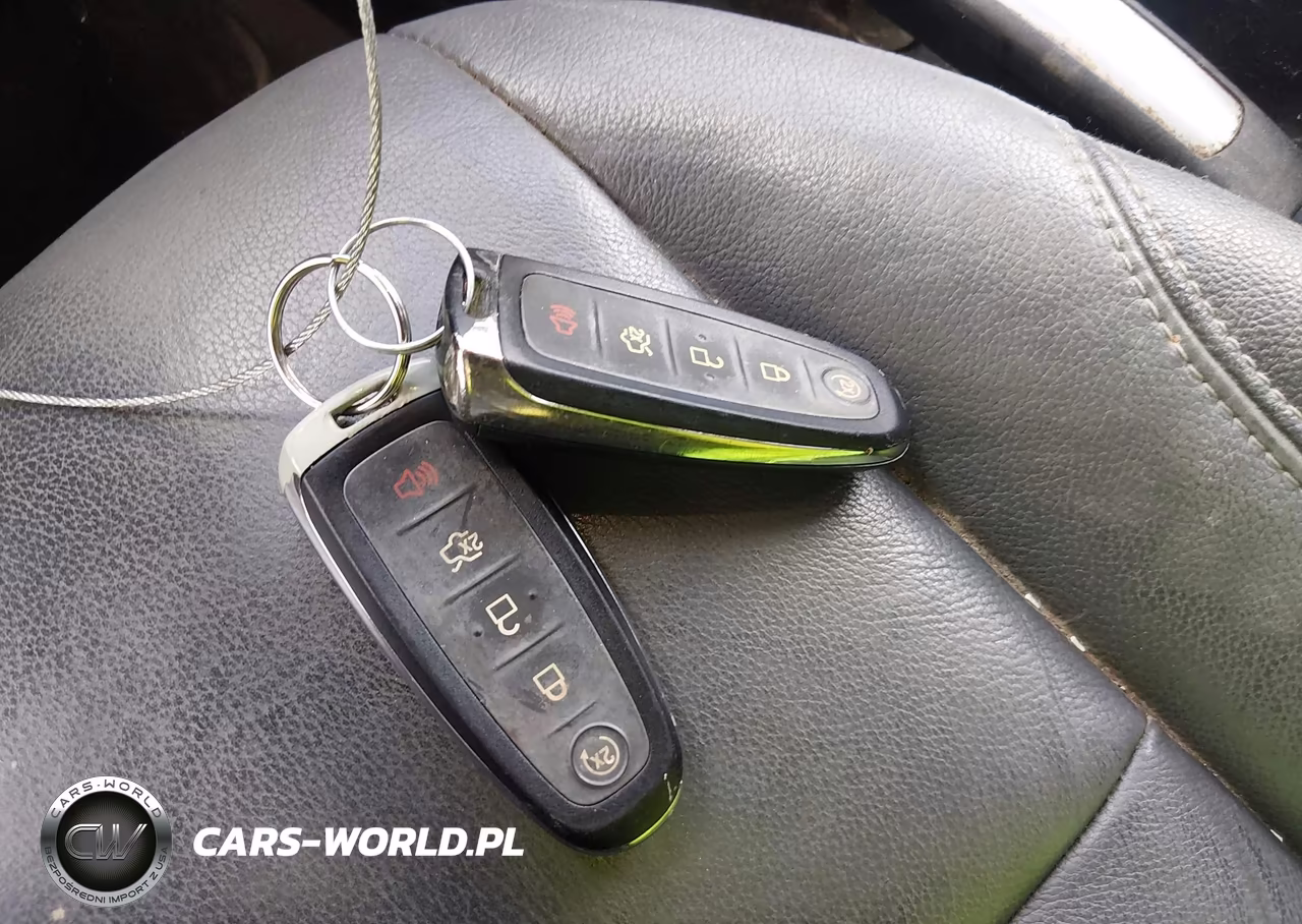 2015 Ford Escape Titanium VIN:1FMCU0JX9FUC24054 - 11
