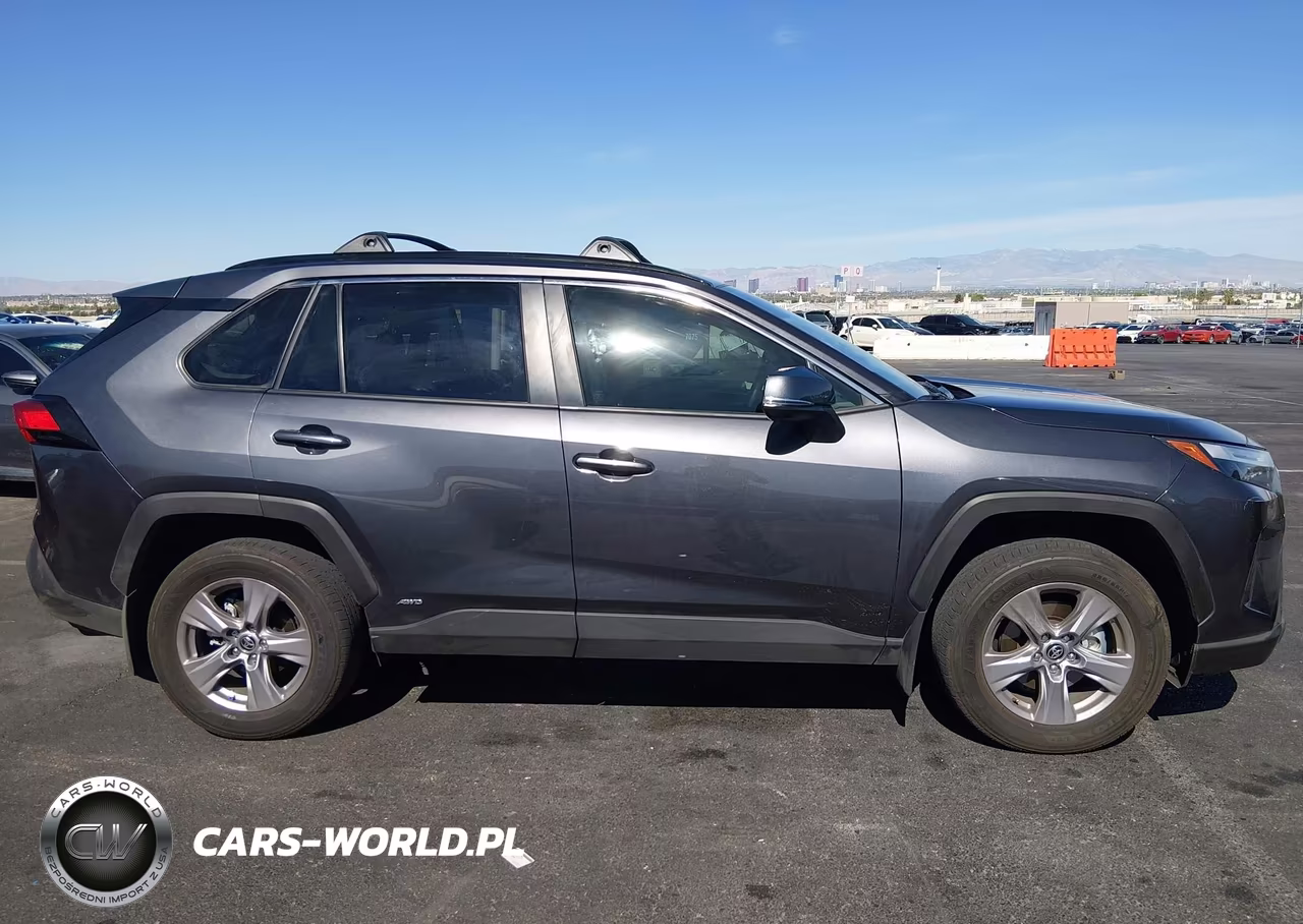 2025 Toyota Rav4 Hybrid Xle VIN:JTMRWRFV3SJ080372 - 13