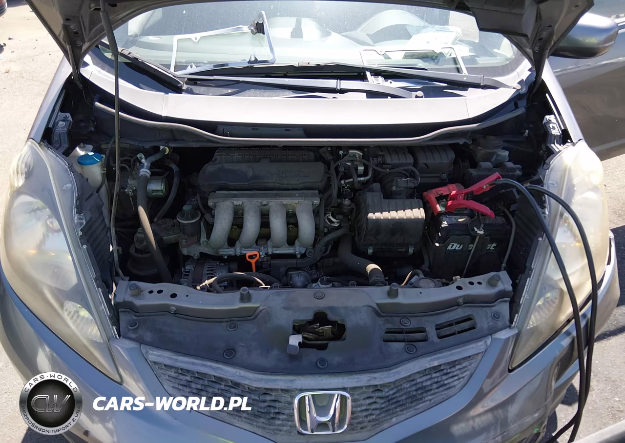 2013 Honda Fit VIN:JHMGE8H34DC075803 - 10