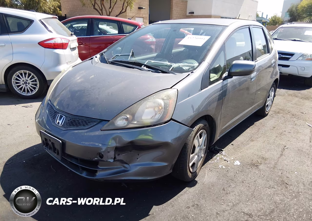 2013 Honda Fit VIN:JHMGE8H34DC075803 - 6