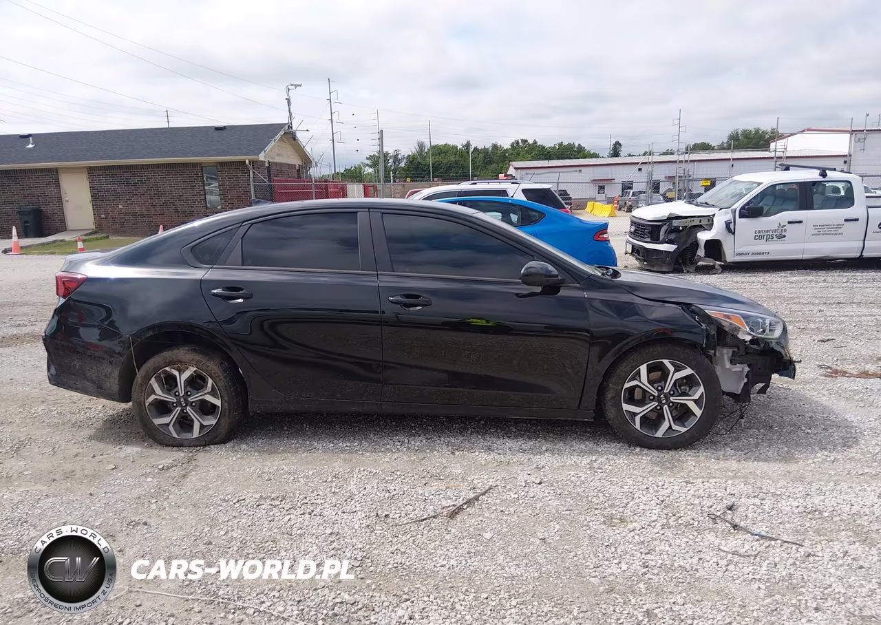 2021 Kia Forte Lxs VIN:3KPF24AD8ME339437 - 14