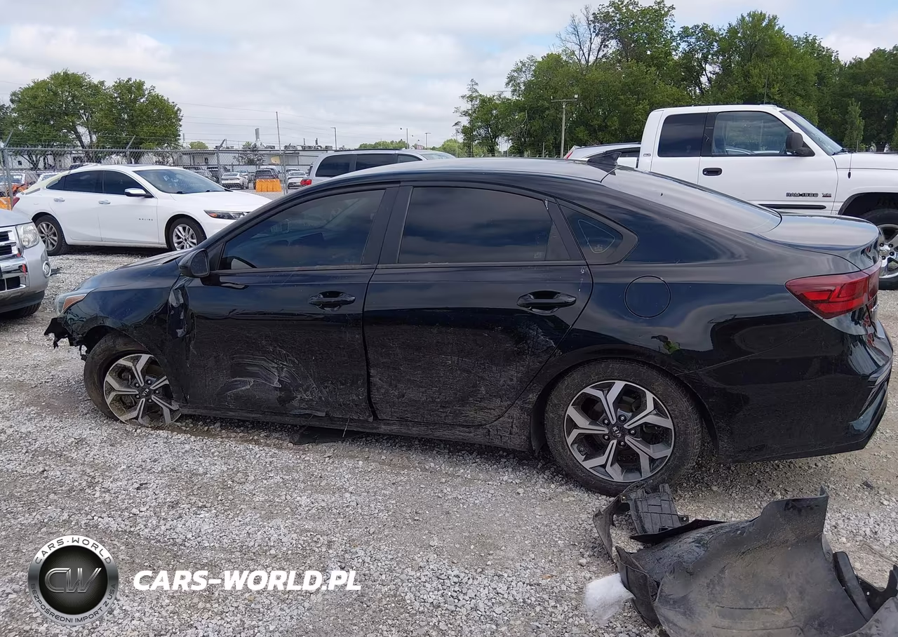2021 Kia Forte Lxs VIN:3KPF24AD8ME339437 - 15