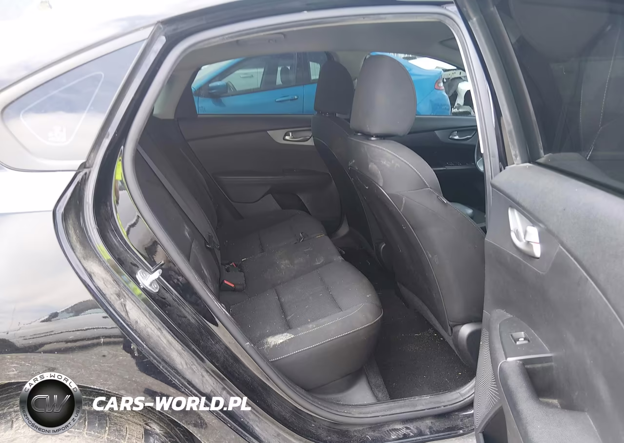 2021 Kia Forte Lxs VIN:3KPF24AD8ME339437 - 8