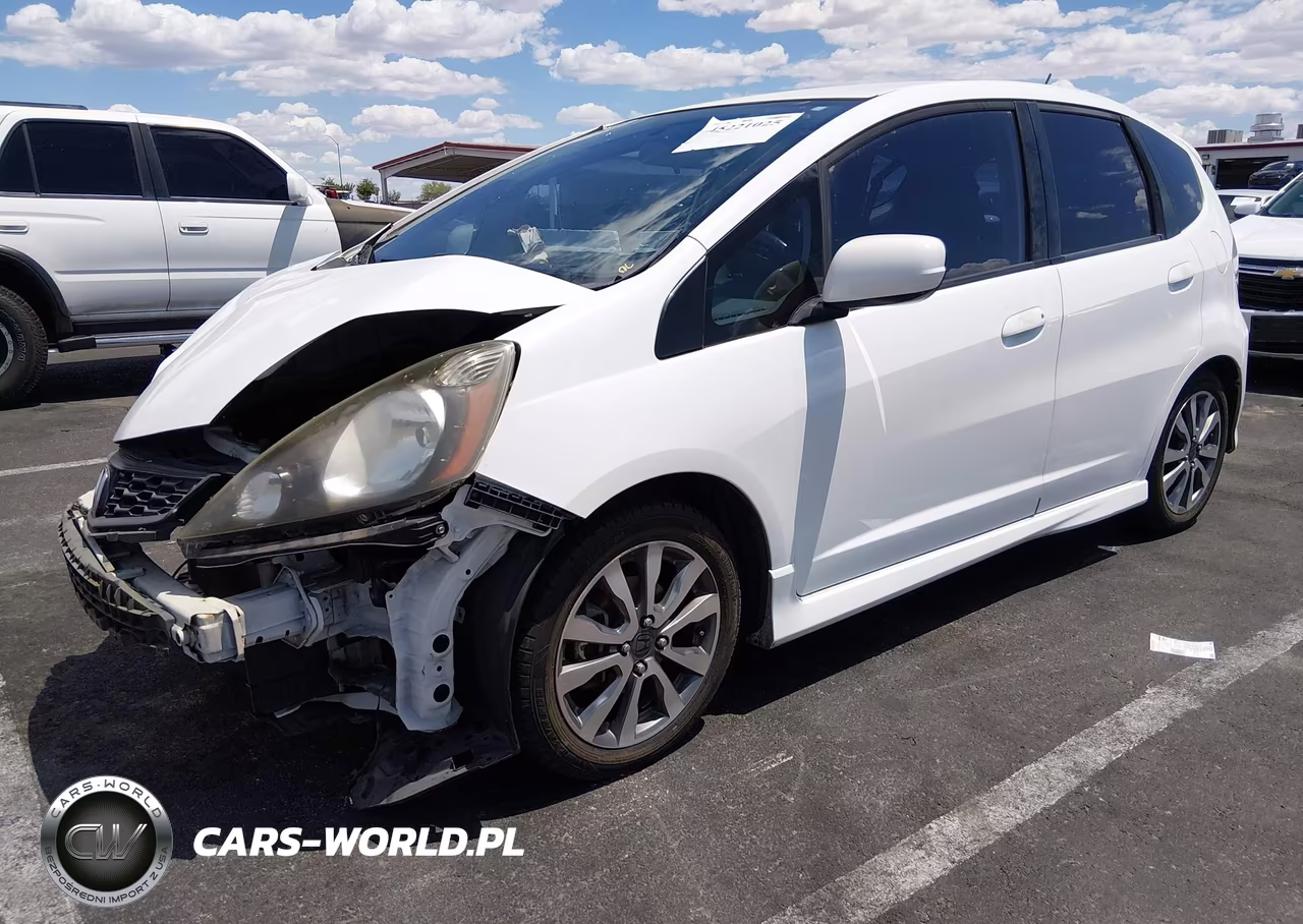 2012 Honda Fit Sport VIN:JHMGE8H51CS007691 - 2